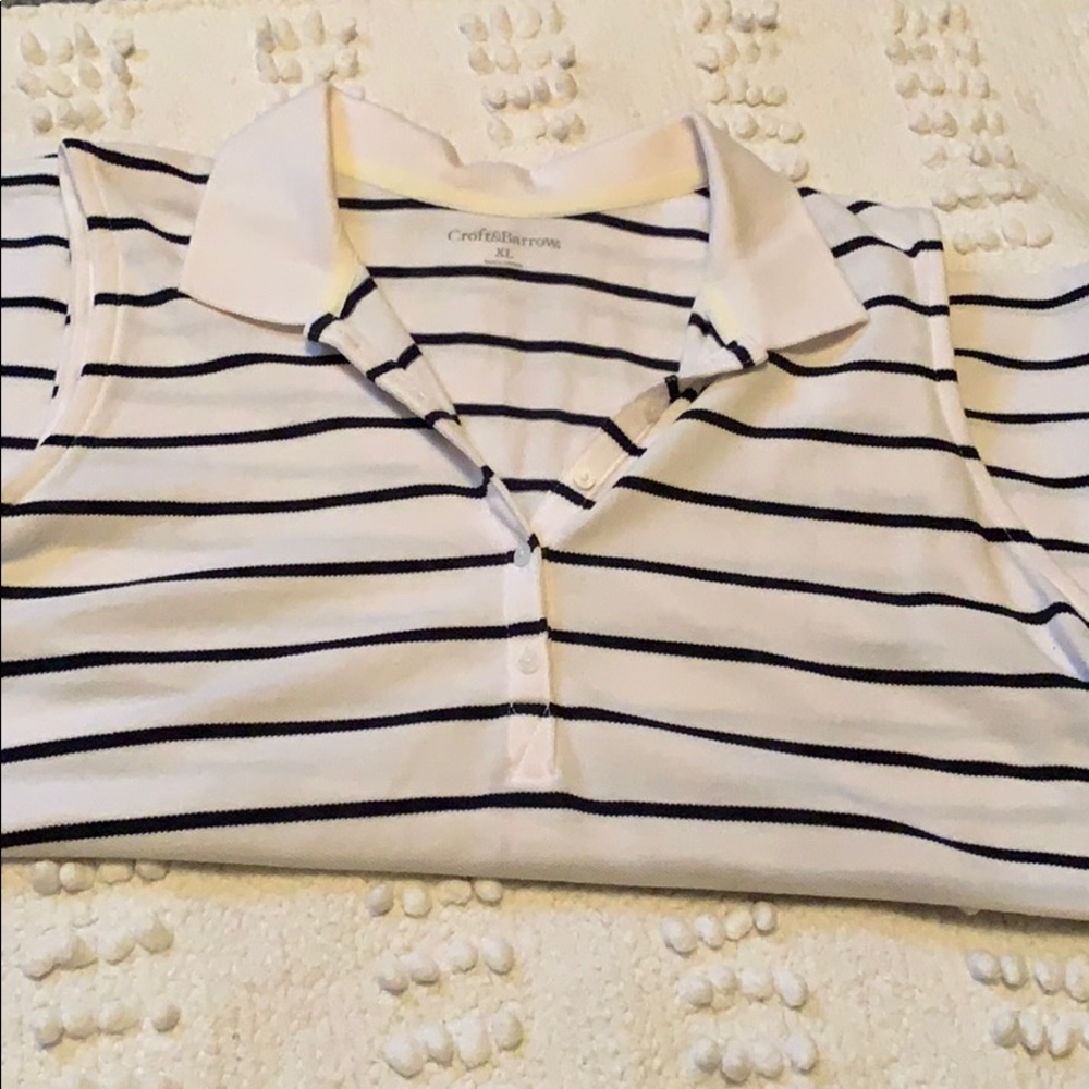 Sleeveless striped polo top